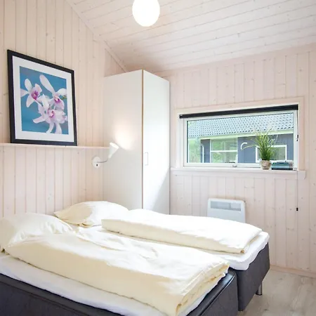 Nordischer Kuestenaufenthalt Mit Sauna بيت للعطل *