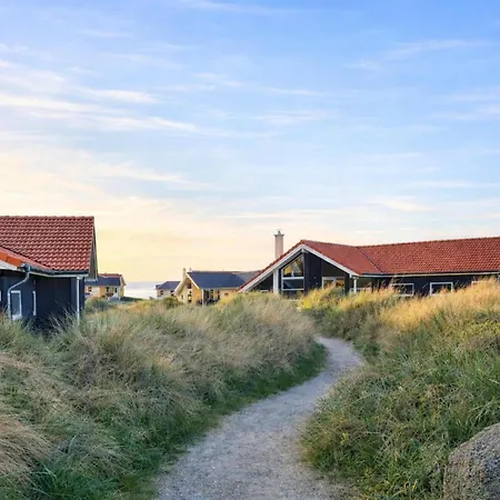 Nordischer Kuestenaufenthalt Mit Sauna بيت للعطل